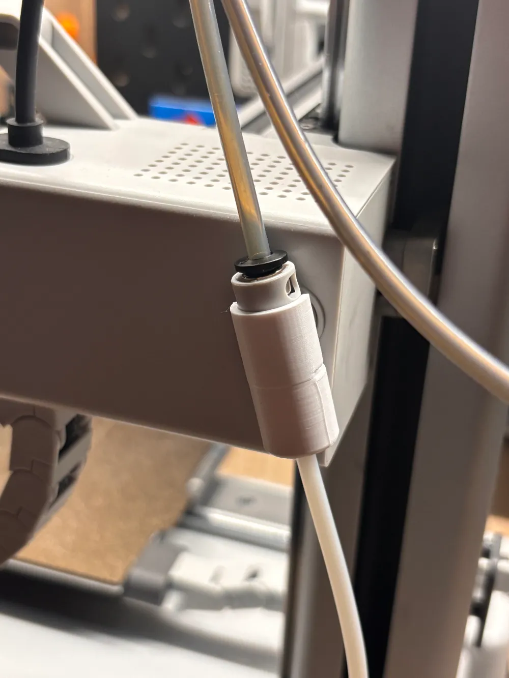 Filament Adapter - Free 3D Print Model - MakerWorld