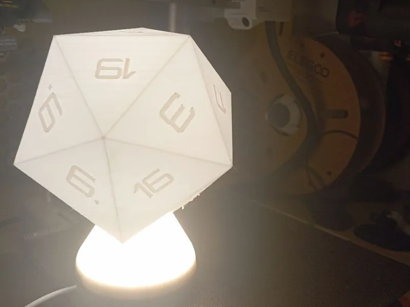 d20 lamp