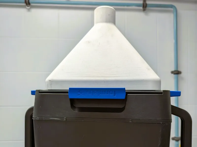 Fuse 1/1+ Cartridge Funnel