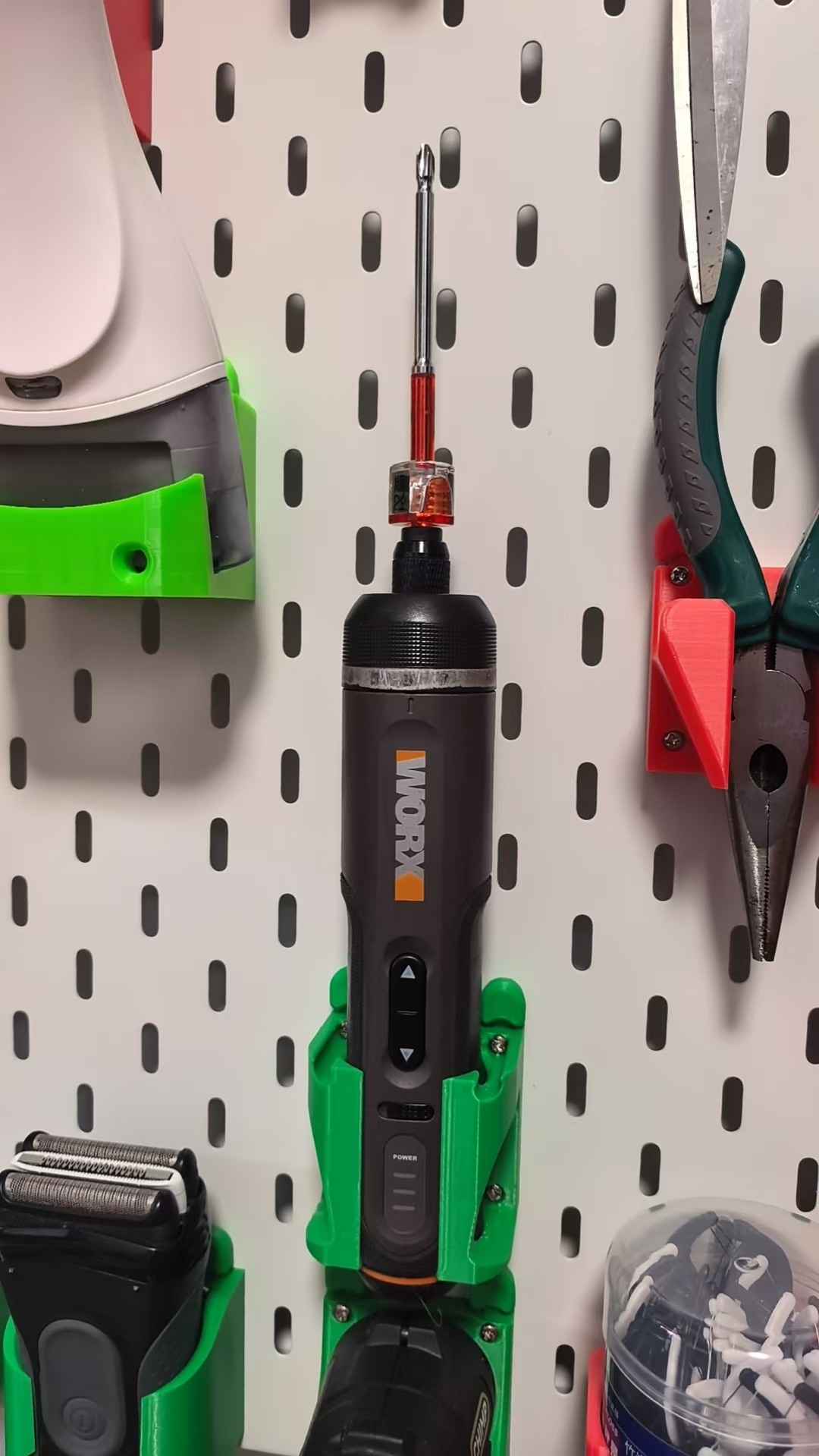 Miniatura 4 do modelo 3D 威克士跟大有电钻跟起子机的挂架，手柄挂架，螺丝刀挂架，批头挂架，卡尺挂架，适配宜家款洞洞板