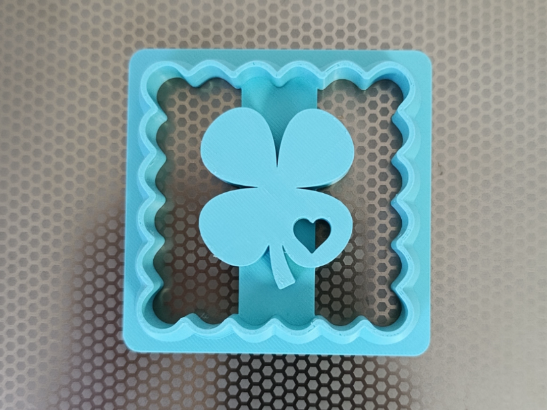 Emporte Pièce Biscuit Trèfle à 4 feuilles