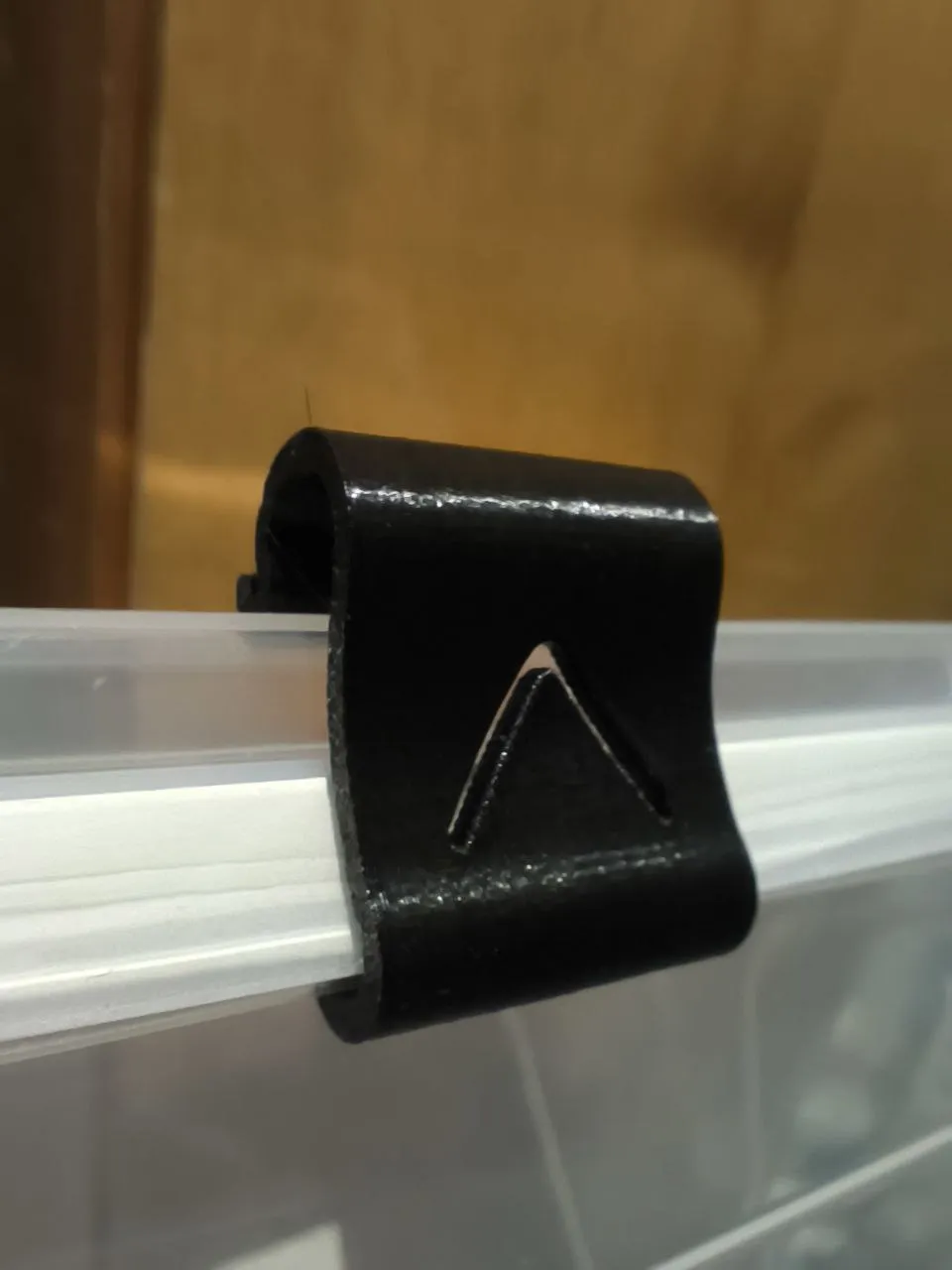 Clip for containers with lip - Free 3D Print Model - MakerWorld