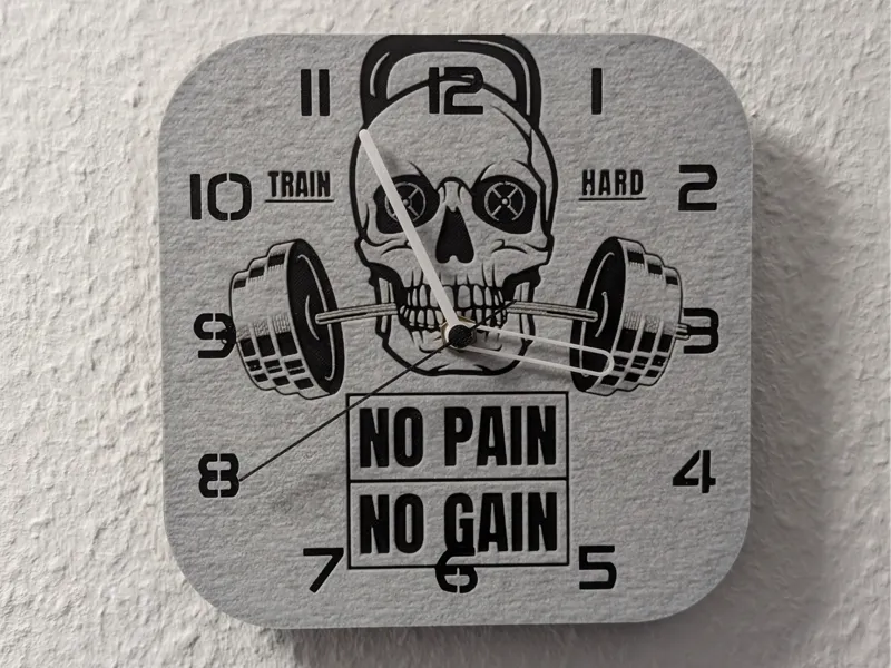 wall / desk clock No Pain No Gain Logo