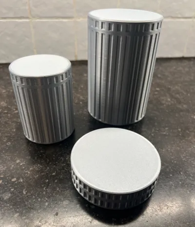 Parametric Jar with 3 starter threads on lid
