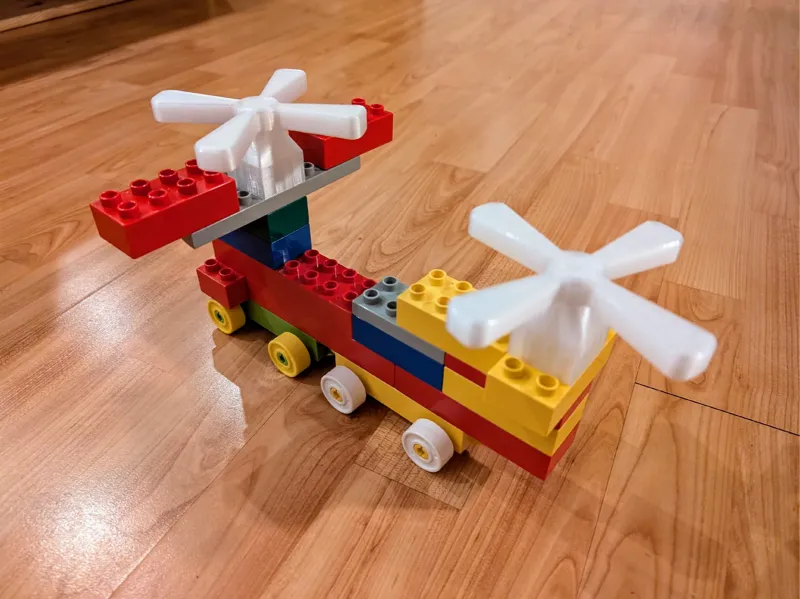 Duplo Propeller