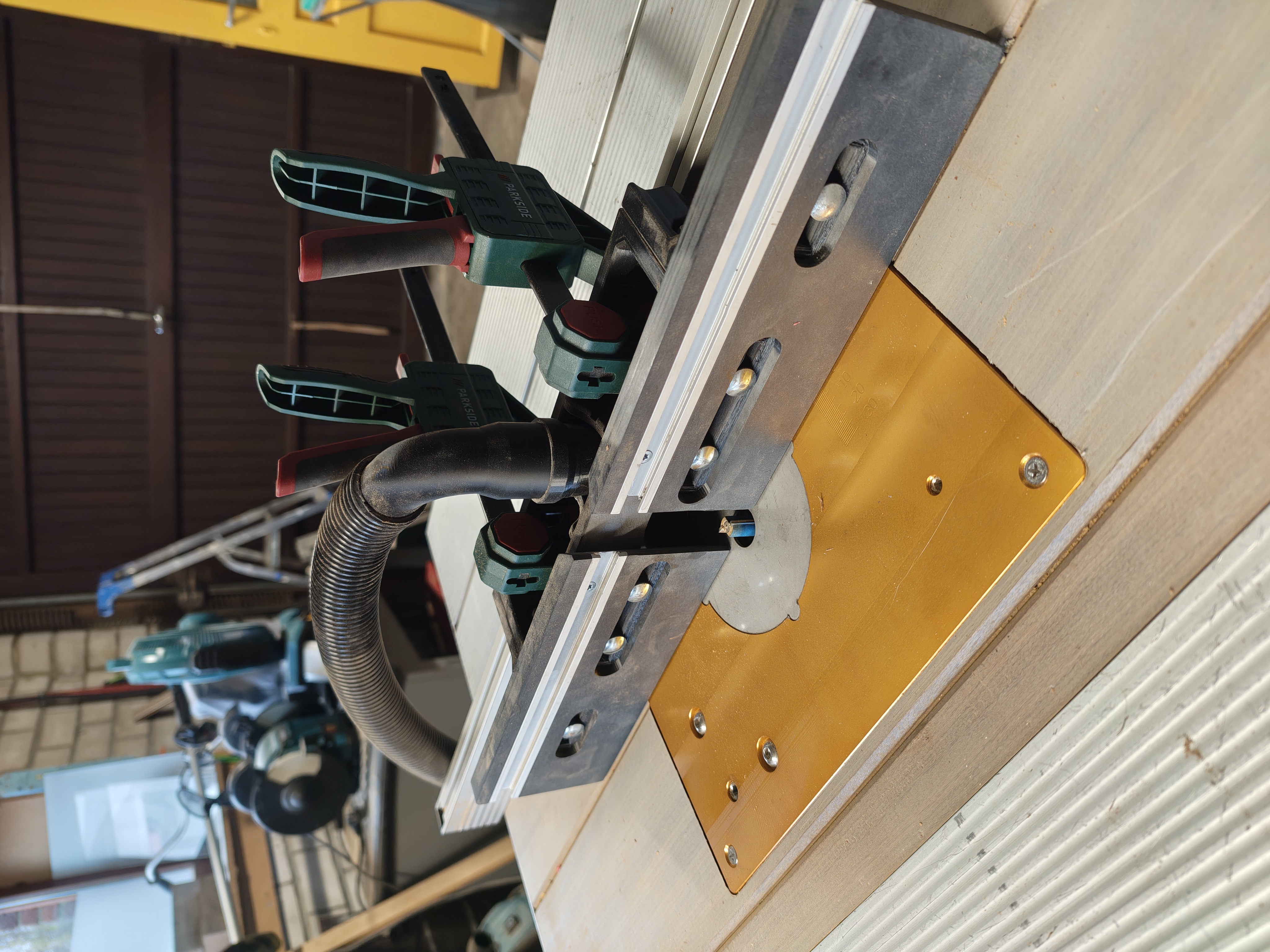 Miniatura 3 do modelo 3D router table fence