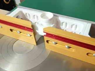 router table fence