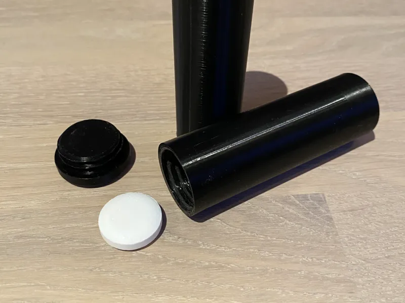 Glucose tablets container