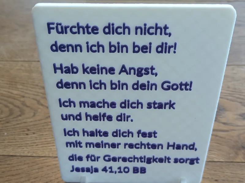 Spruchplatte mit Stützen