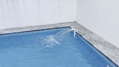 Pool fountain