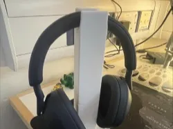 Headphone stand