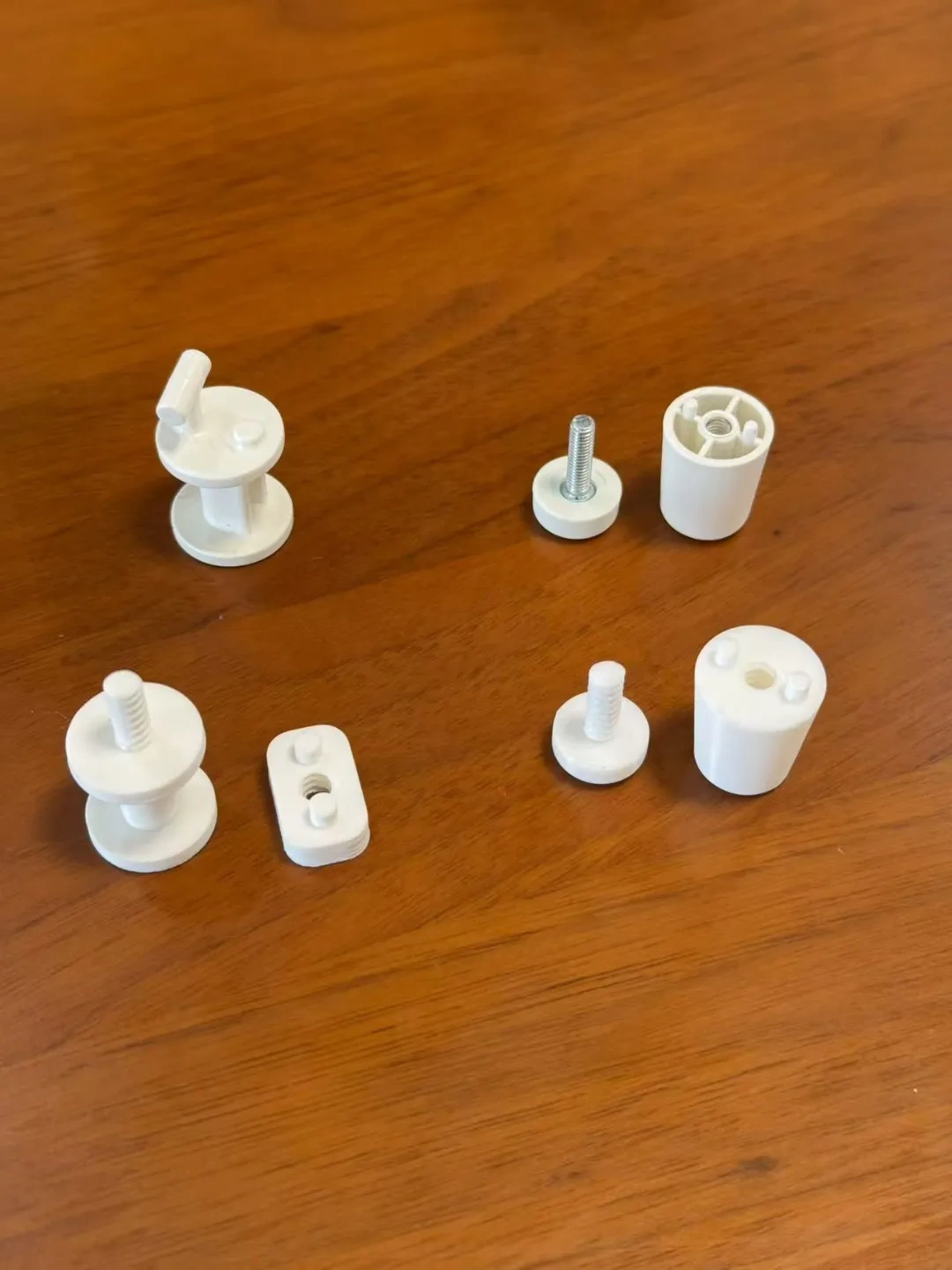 Miniatura 2 do modelo 3D 宜家洞洞板挂钩与靠墙配件（原装平替）