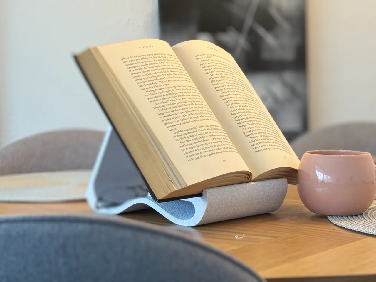 Waves Book Stand/Rest/Nook/Holder/Mark view 2