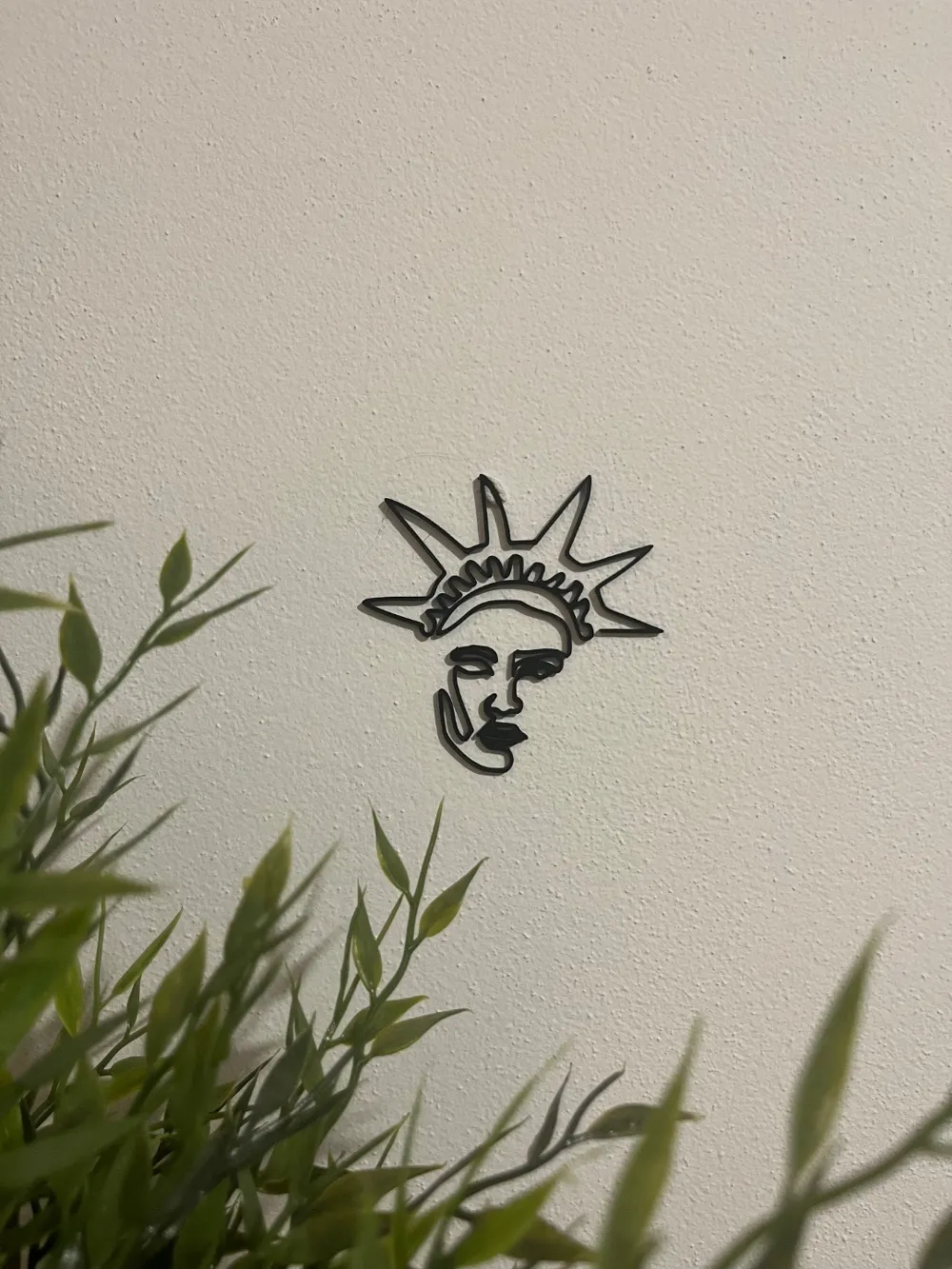 Wall art - state of liberty one line New York by TomMi - MakerWorld