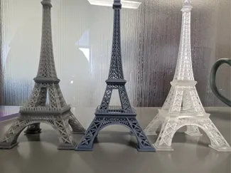 Eiffel Tower – Detailed Lattice Model