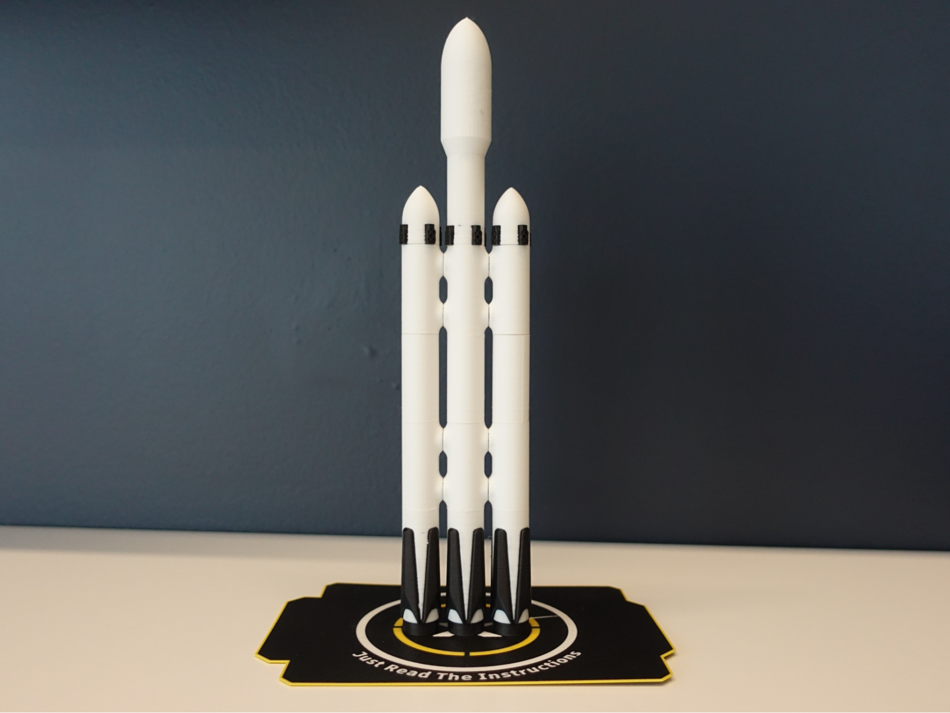 SpaceX Falcon Heavy Toy - Modular + Magnetic