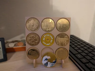 souvenir coin holder
