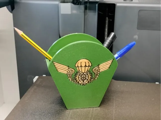 Brevê Paraquedistas Pen Holder
