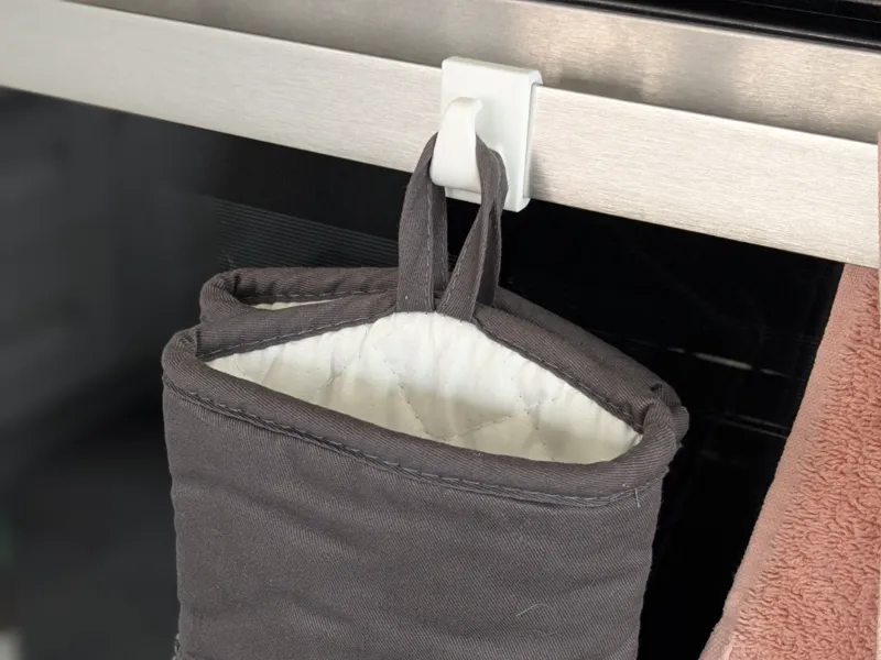 Hotpoint oven door handle hook