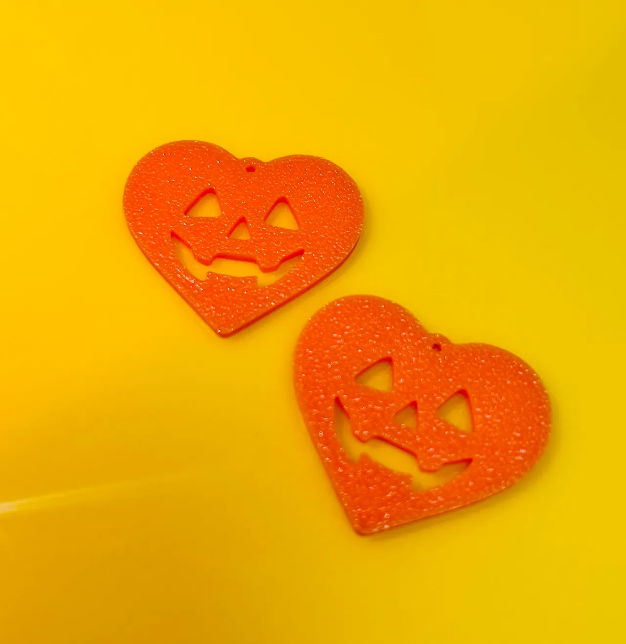 Pendientes corazonistas calabaza view 3