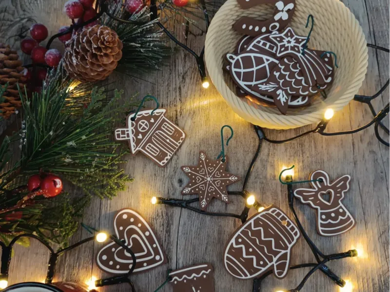 gingerbrad decoration / ornament
