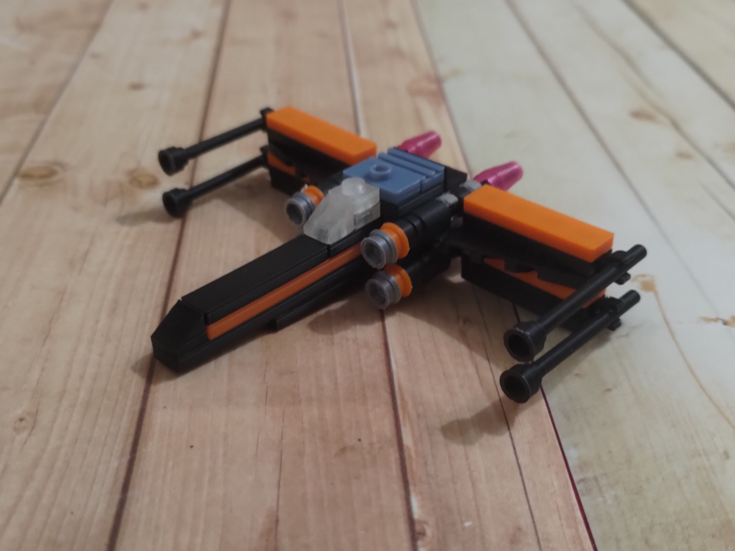 Star Wars Brick Poe's X-Wing Fighter 30278