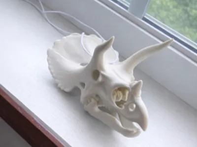 TriHorn Relic – Triceratops Skull Car Charm