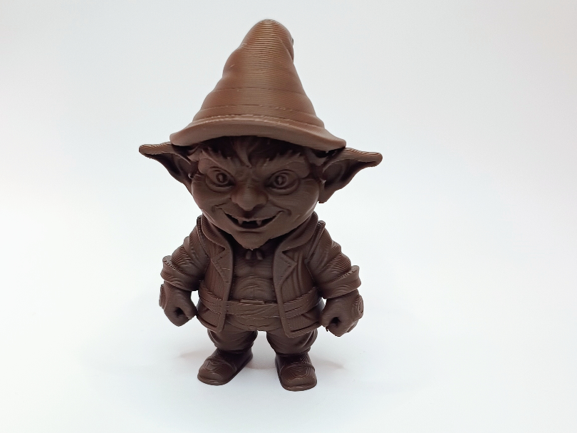 Frecher Goblin "Nachtspitz" mit Zauberhut