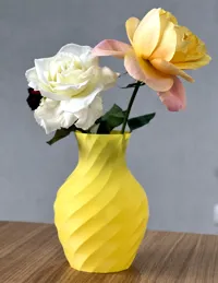 Vase polygonal torsadé — photo 2