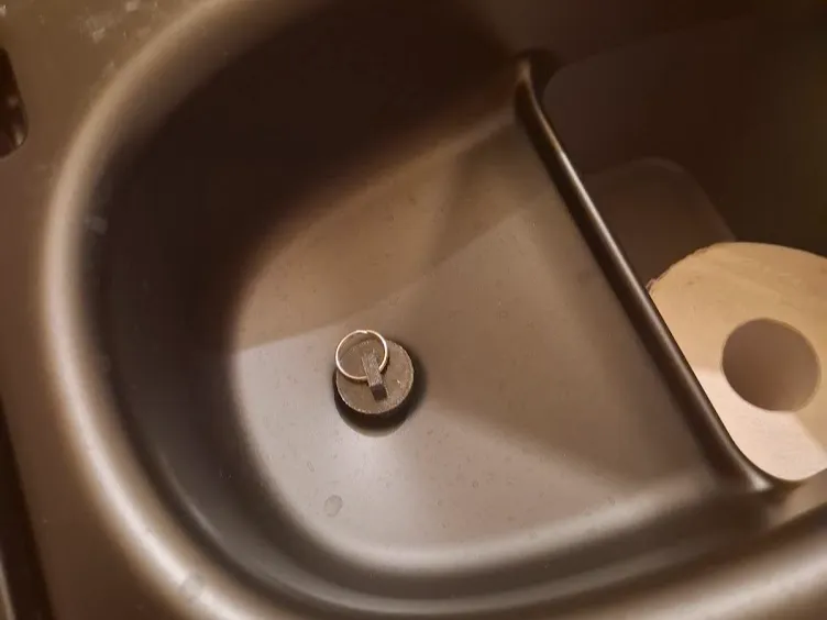 Boxio Toilet Plug