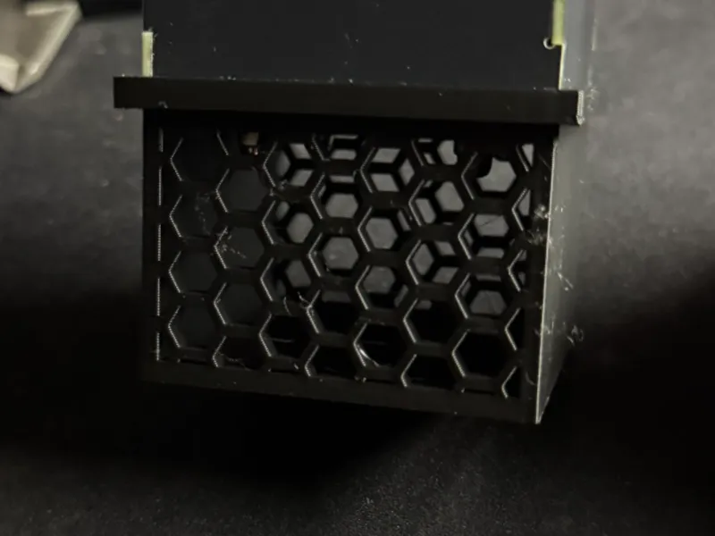 QianLi UV stand/holder