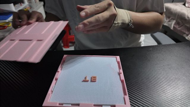 52钉拼豆保护盒