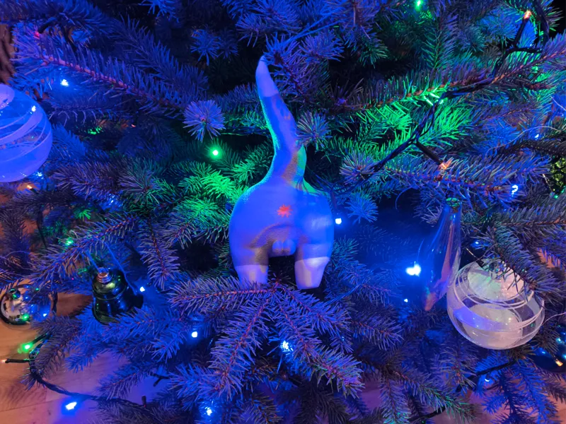 Kitty butt as a Christmas tree decoration