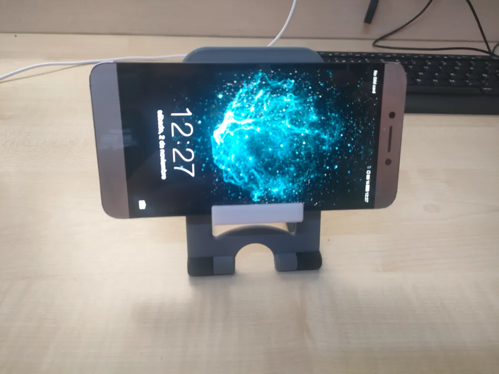 Foldable phone and small tablet stand - Free 3D Print Model - MakerWorld
