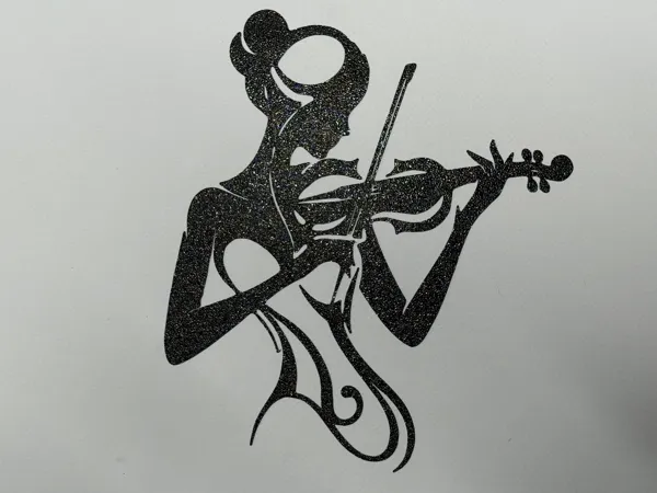 Silhouette d'une violoniste (décoration murale)