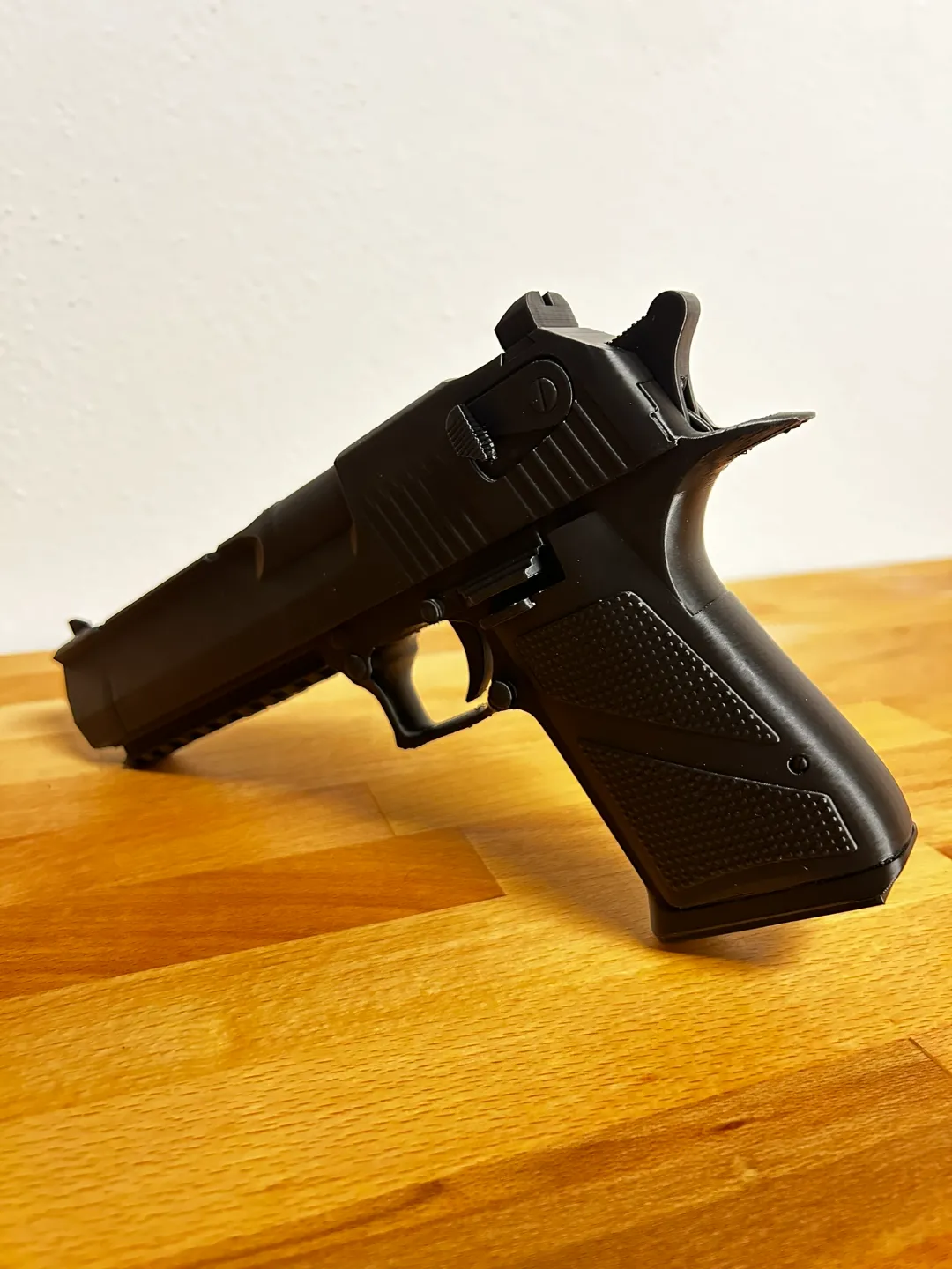 Desert Eagle Handcanon Toy Gun prop view 4