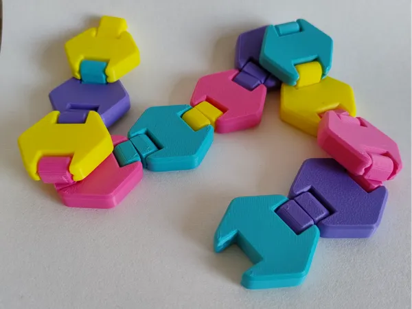 https://makerworld.bblmw.com/makerworld/model/US3157e1eb30e645/design/2025-04-08_9574872ff1885.jpg