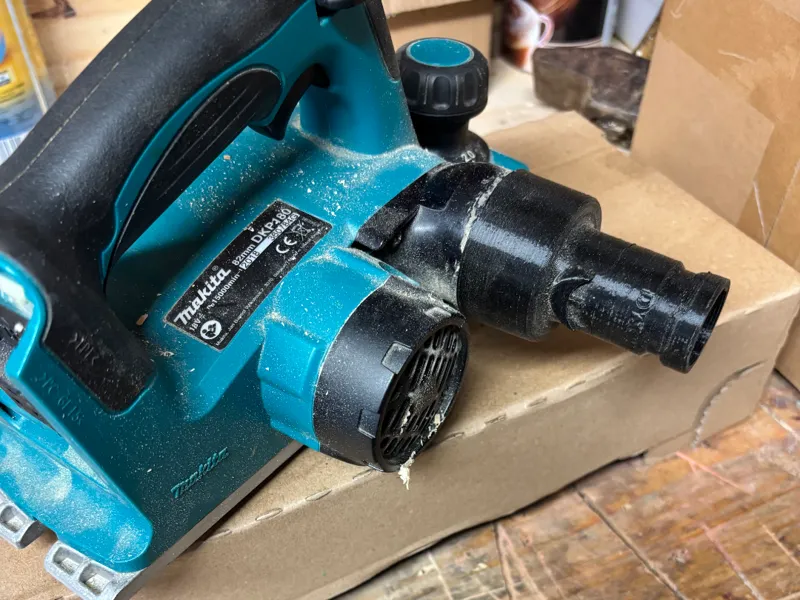 Connecteur Dyson Vers Raboteuse Makita