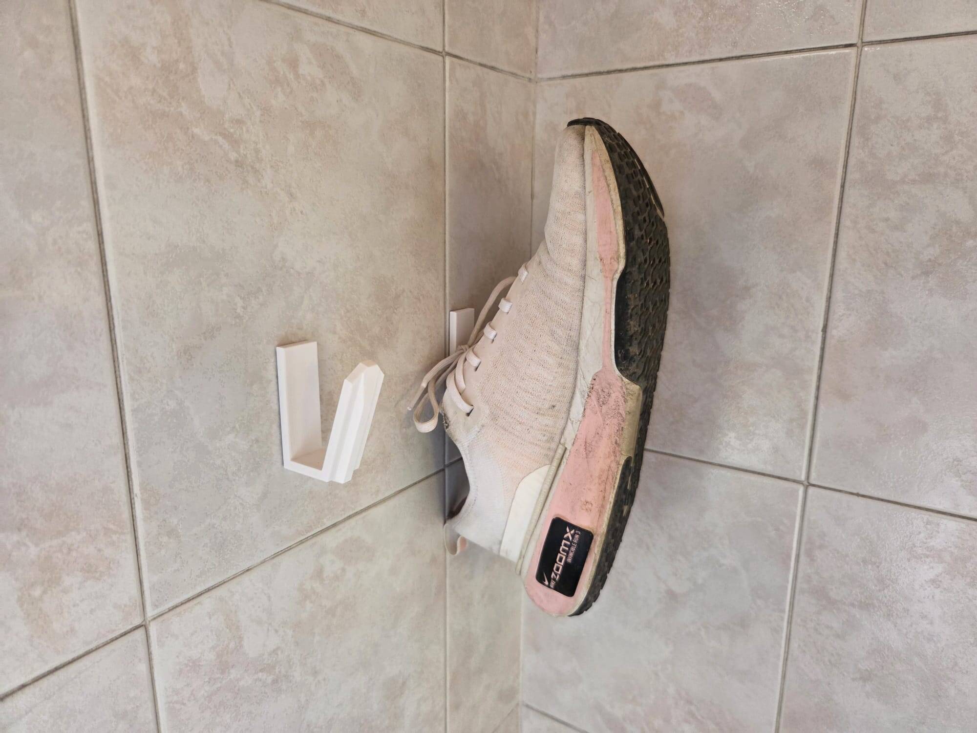 Miniatura 2 do modelo 3D Space-Saving Shoe Organizer Hook