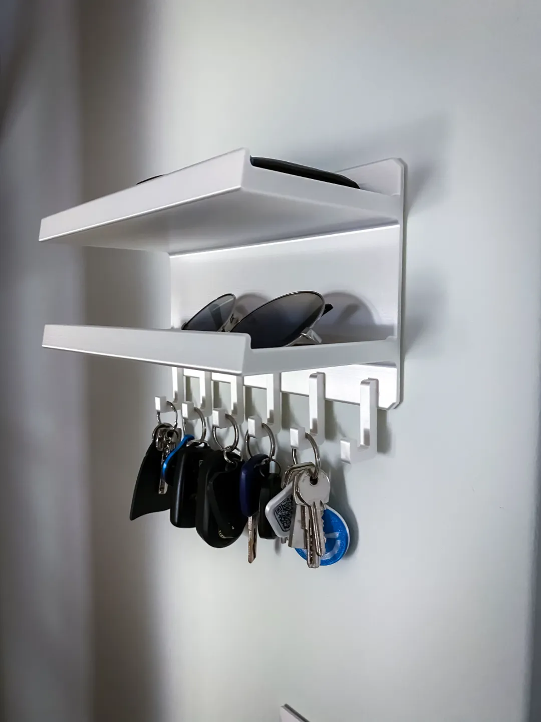 Wall mount Key holder Organizer with Shelves view 4