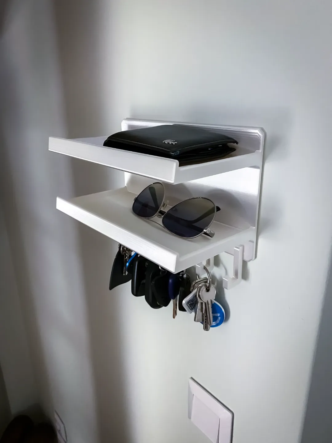 Wall mount Key holder Organizer with Shelves view 3