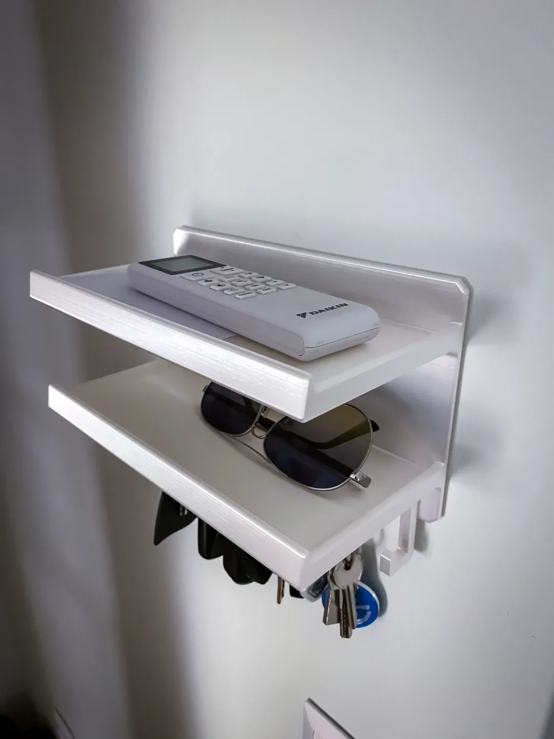 Wall mount Key holder Organizer with Shelves view 2