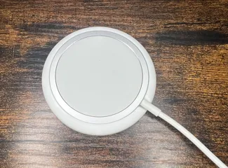 Low Profile Mag Safe Charger Surface Mount