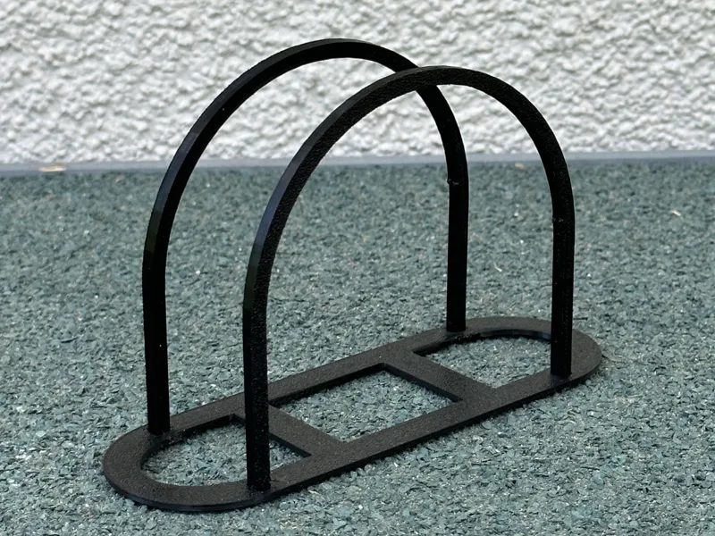 Servierttenhalter