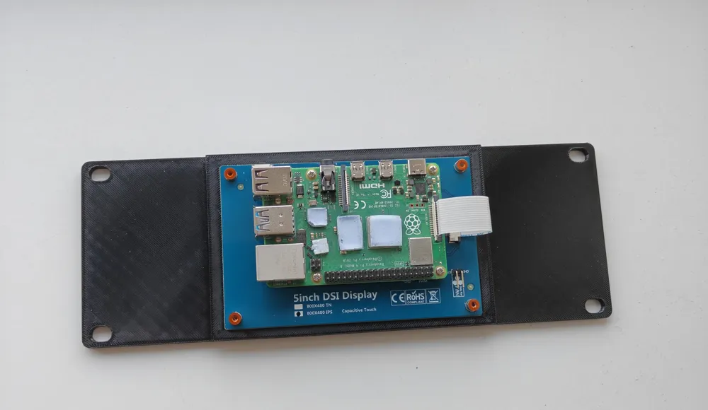 5'' screen 10'' rack mount(Lab Rax) - Free 3D Print Model - MakerWorld
