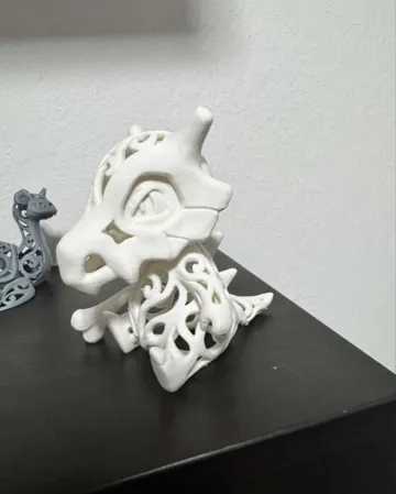 Pieza para disfraz o exhibición: Ornamental Filigree Cubone pokemon — vista de referencia 4