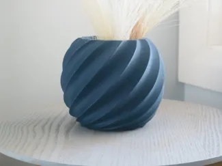 Circular Spiral Vase