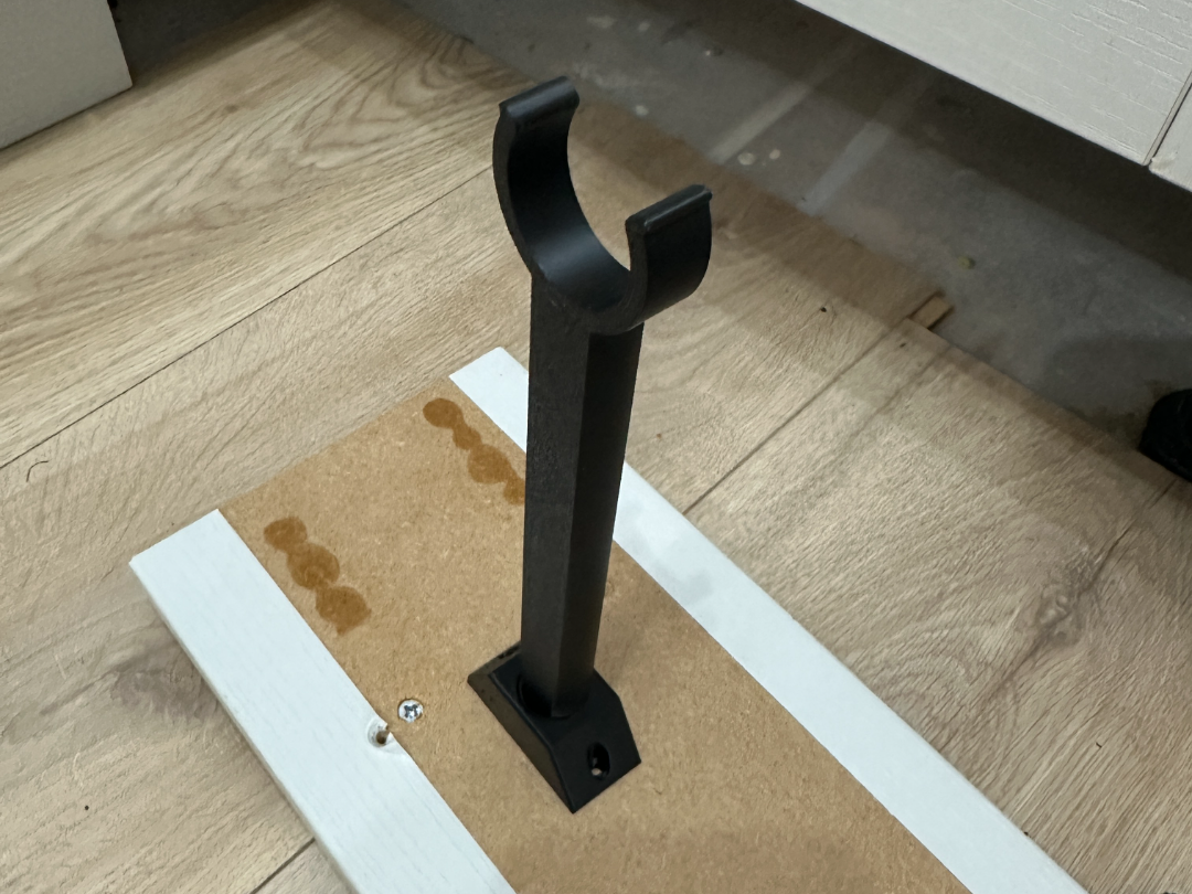 Long Reach Adjustable Kitchen Kickboard Clip 3D model