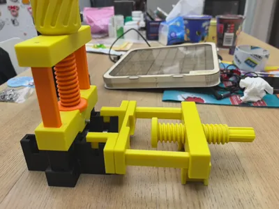 Low-Cost Tube Cutter