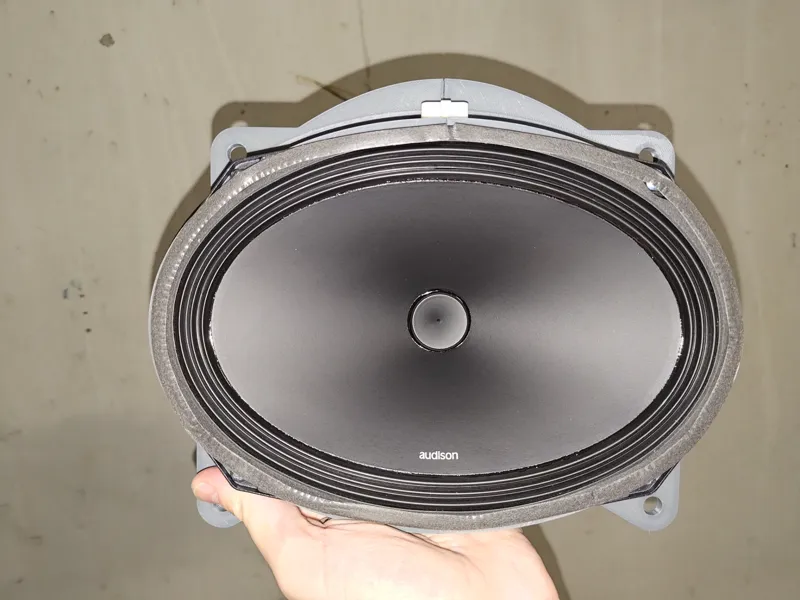 Toyota Sienna XL30 6x9 speaker adapter